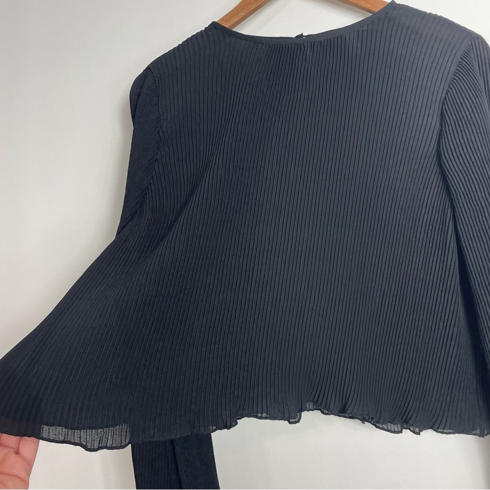 Leith Blouse Minimalist Accordion Boxy Top Bell Small Semi-Sheer Contemporary - Picture 7 of 8